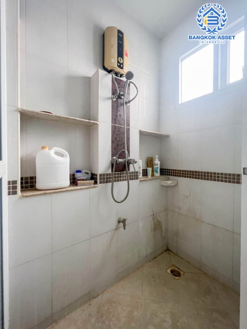 *****ทาวน์โฮมมือสองย่านกรุงเทพฯ ม.นนทรีเพลส พระราม5 เนื้อที่ 26 ตร.ว.  ฟังก์ชัน 4 ห้องนอน 4 ห้องน้ำ ที่จอดรถ 1 คัน บ้านกว้าง เฟอร์นิเจอร์ครบ! บนทำเลแห่งการเดินทาง ใกล้รถไฟฟ้าสายสีม่วง "สถานีแยกติวานนท์" จองเลย!